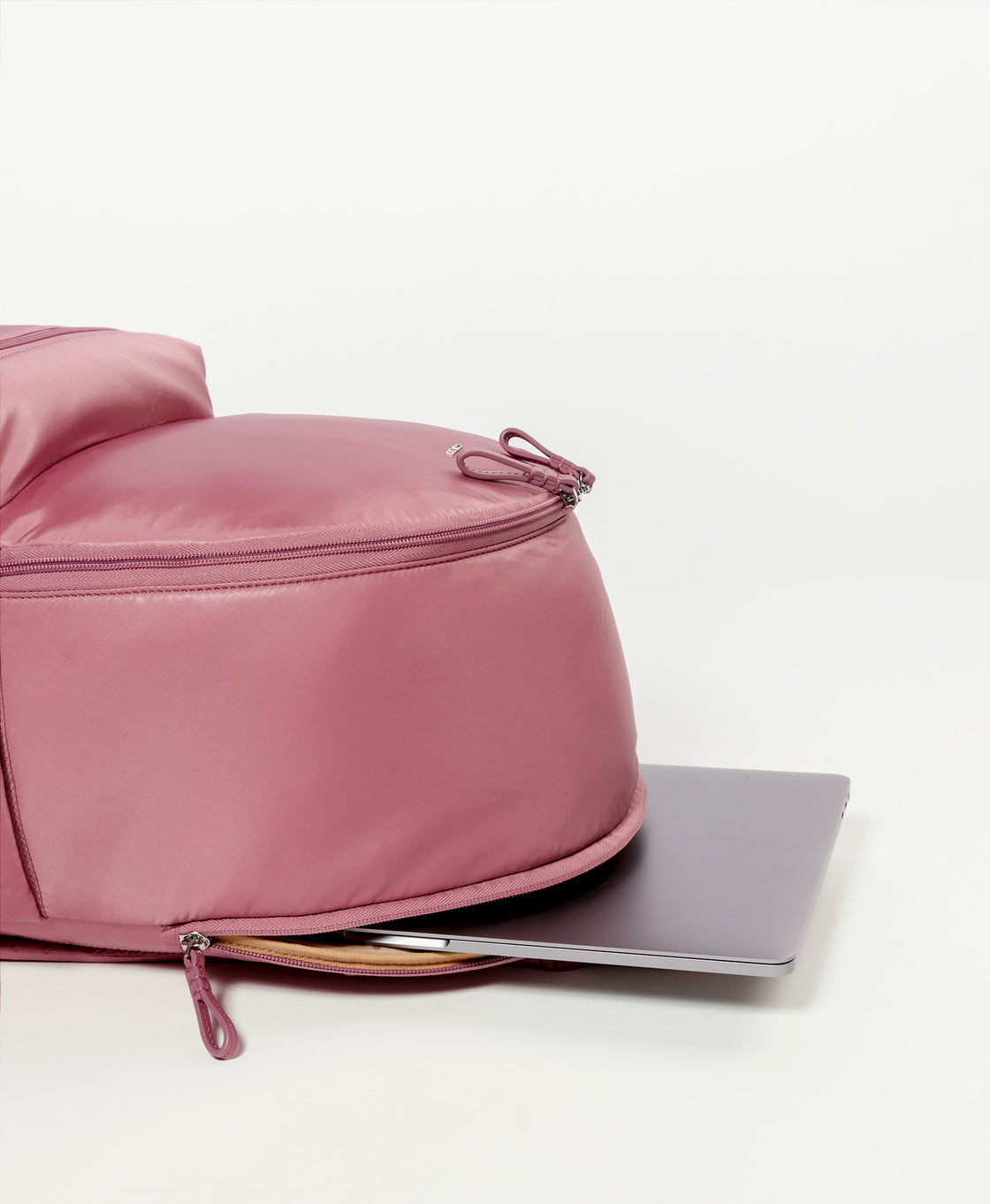 Stratus Bag Caraa
